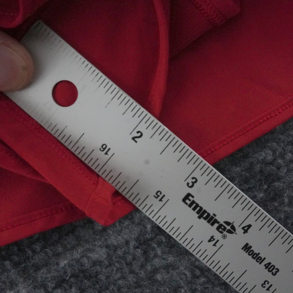 Lululemon Hotty Hot Short V Running Shorts Womens Size 8 Red 2.5 Inch Inseam - Picture 6 of 10